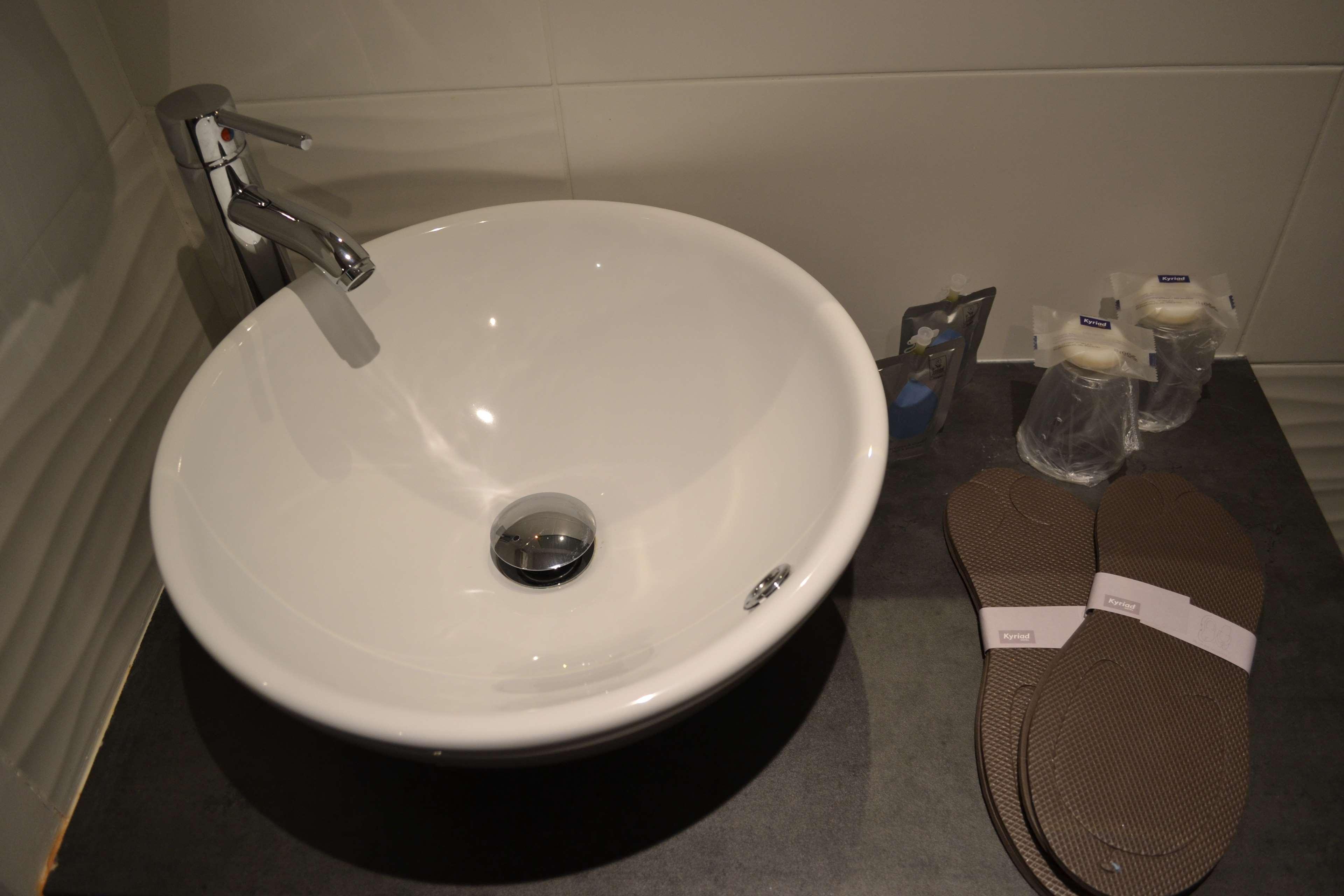 Hotel Europe And Spa Реймс Екстериор снимка