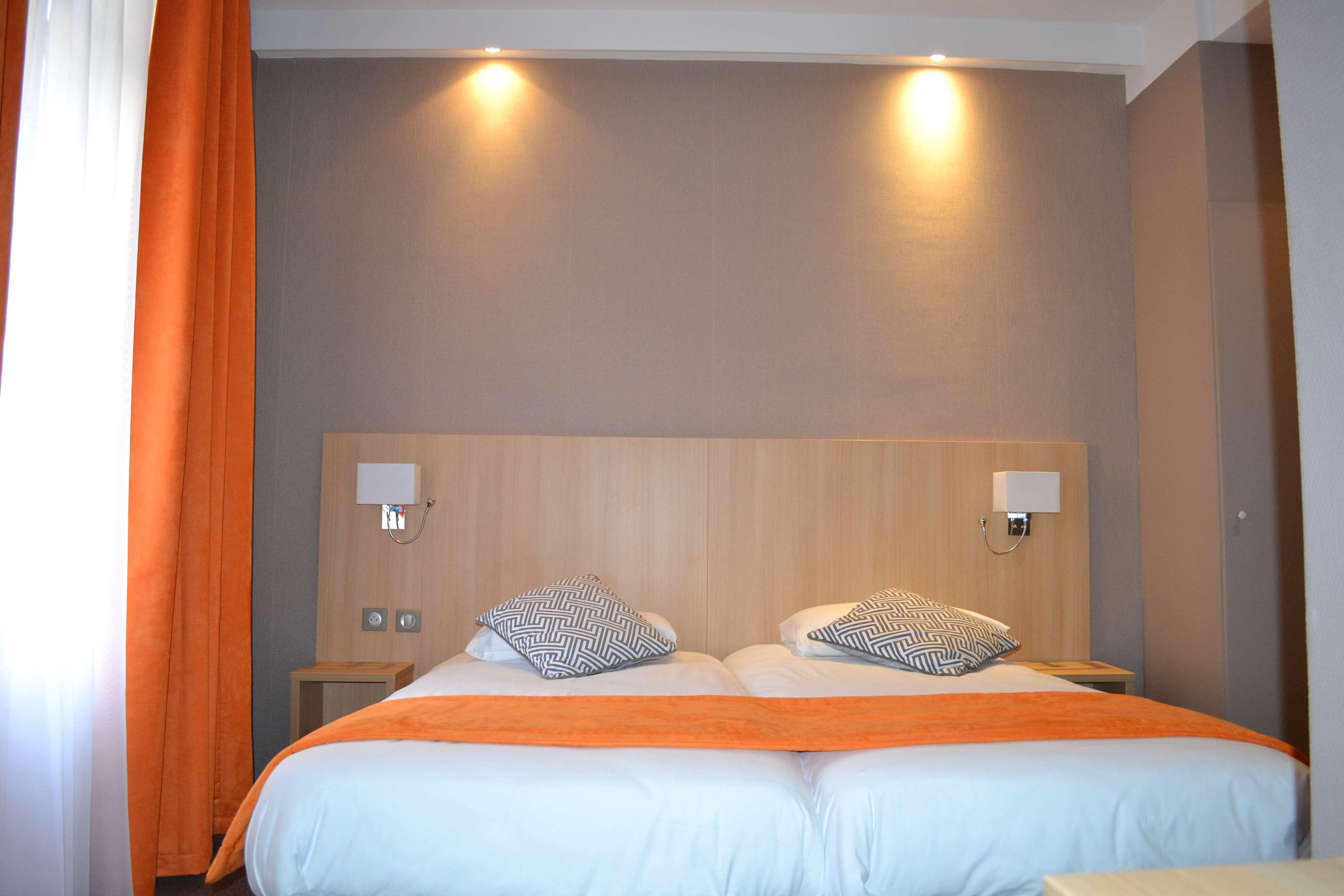 Hotel Europe And Spa Реймс Екстериор снимка
