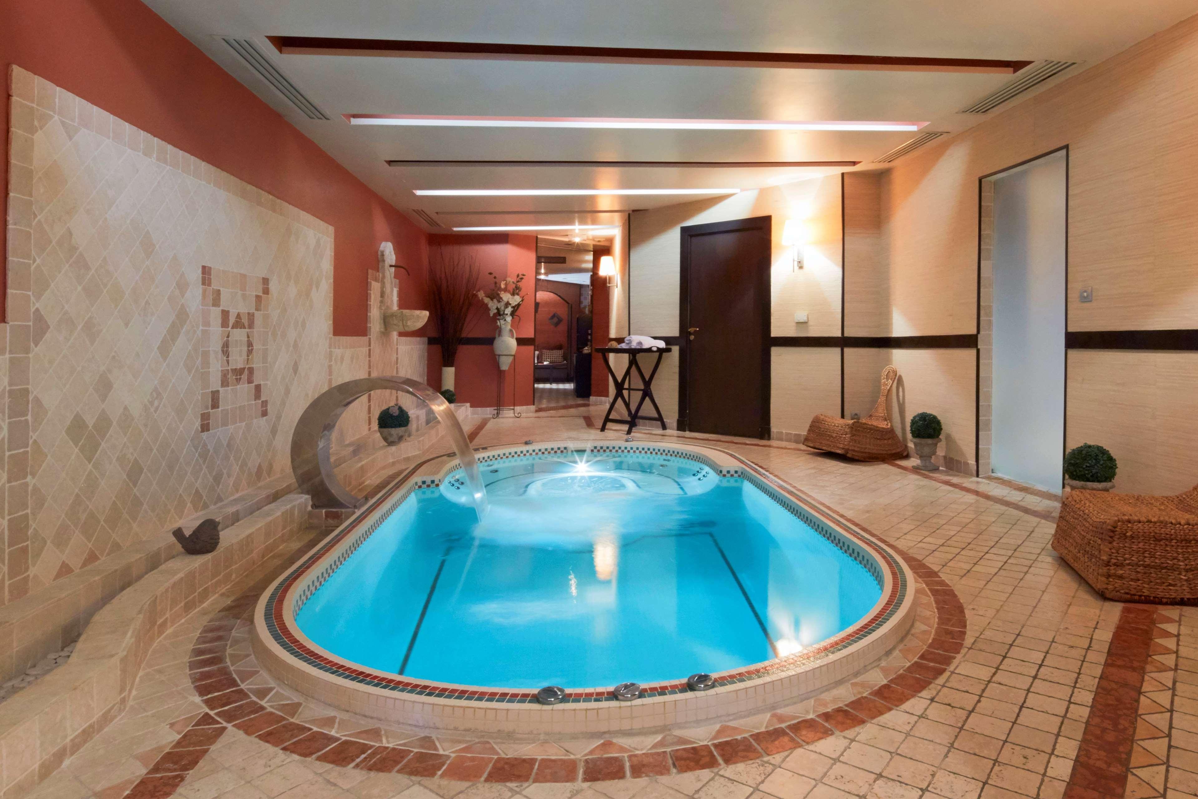 Hotel Europe And Spa Реймс Екстериор снимка